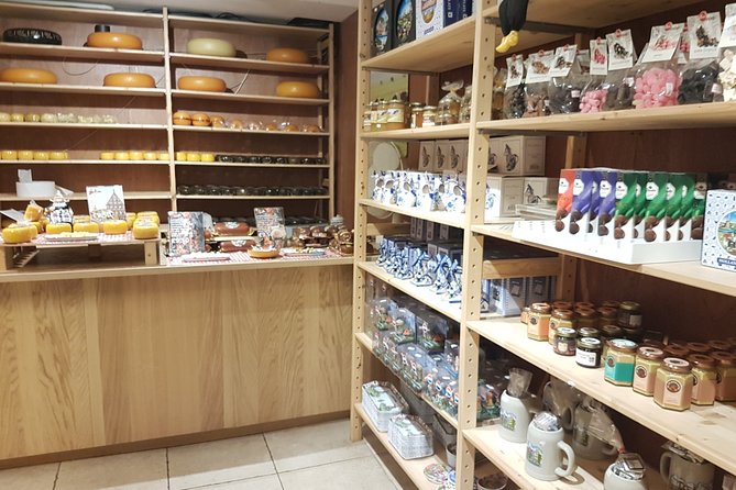 Private Tour of Simonehoeve Cheese Farm and Clog Factory - A private guide, with mixed results in presentation