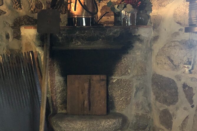 Private Traditional Cooking Class on a Historic Farm near Porto - What the private format is worth at $185.25