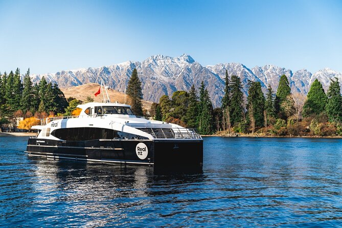 Queenstown: Lake Cruise to Walter Peak Farm with BBQ Buffet - Crossing Lake Whakatipu aboard the Spirit of Queenstown