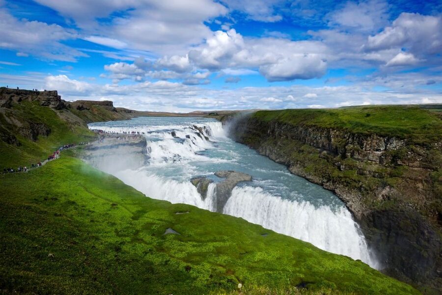 Reykjavik: Golden Circle, Silfra Snorkeling, and Farm Lunch - Þingvellir and Öxarárfoss: geology with a peaceful start