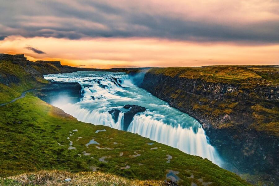 Reykjavik: Golden Circle, Tomato Farm and Kerið Crater Tour - Key points before you book