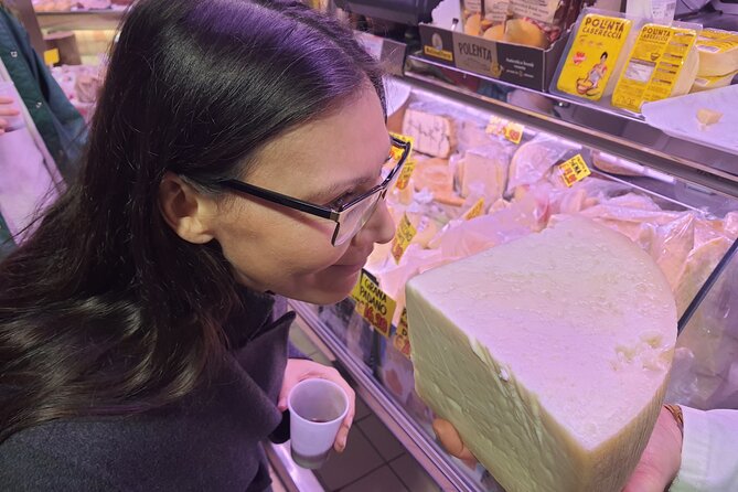 Rome City Center Largest Farmers Market and Street Food Tour - What the $85.17 price covers