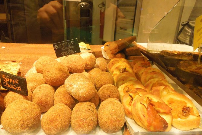Rome Street Food Tour and Jewish Ghetto Area Guided Sightseeing - Why this Rome food walk works well for first-time visitors