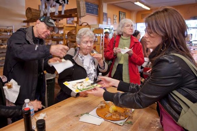 San Francisco Food Tour: Ferry Building and Ferry Plaza Farmers Market - Why the Ferry Building makes such a good food tour setting