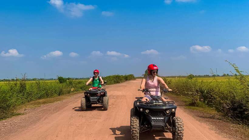 Siem Reap: Khmer Village and Fish Farm ATV Tour - The fish farm stop and local wildlife