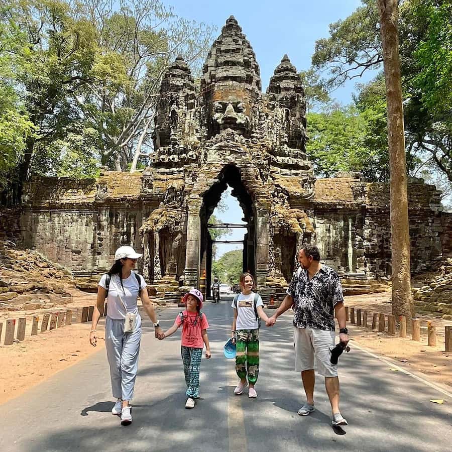 Siem Reap: Scenic Countryside & Silk Farm Jeep Tour - Practical advice before you go