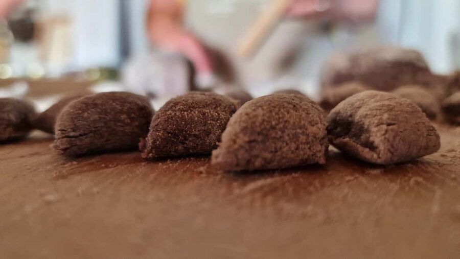 Siena: Private Handmade Pasta Cooking Class in Tuscany - From the worktable to a farm-to-table meal