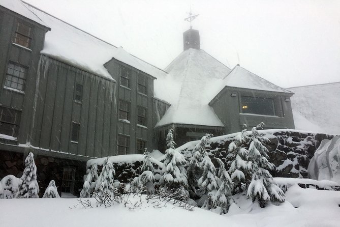 The Hood-Columbia Loop: Timberline, Orchards, and Waterfalls - Timberline Lodge puts you high above Oregon