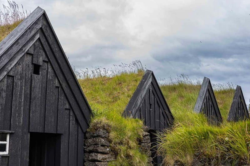 The Old Turf Farm at Keldur: Want to Travel Back in Time? - What the turf buildings tell you