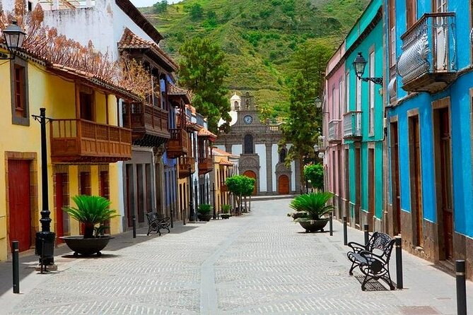 Tour to Arucas, Teror, Aloe Vera farm - Highlights - Tejeda and views toward Roque Nublo