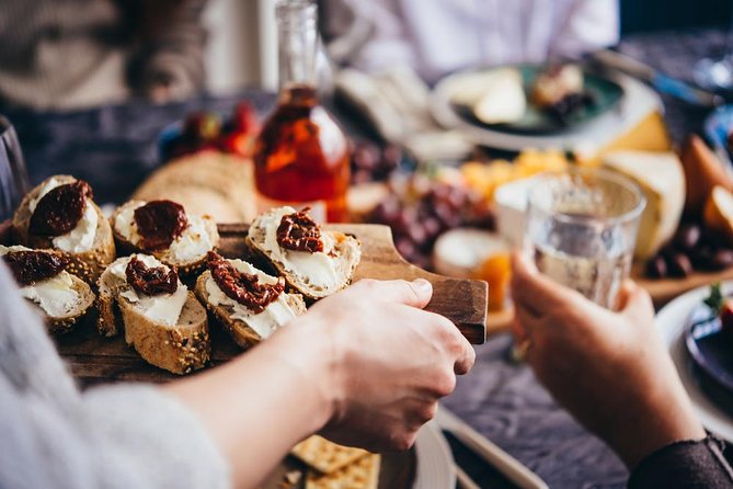 Traditional Farmhouse Cooking Experience in Lucca with Lunch or Dinner - Why the small group matters