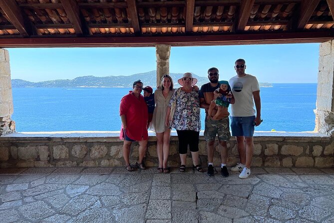 Transfer from Split to Dubrovnik with Stop at the Oyster Farm - What the private format does well