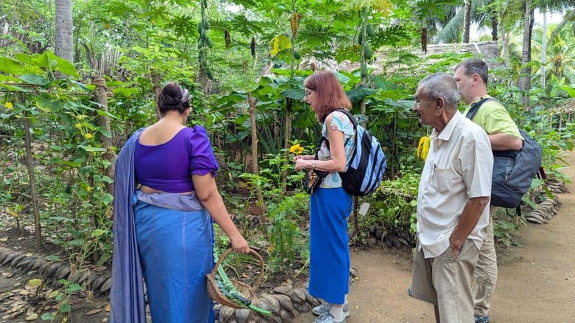 Udawalawe: Farm to Table Cooking & Authe: Village Experience - A reconstructed village near Udawalawe