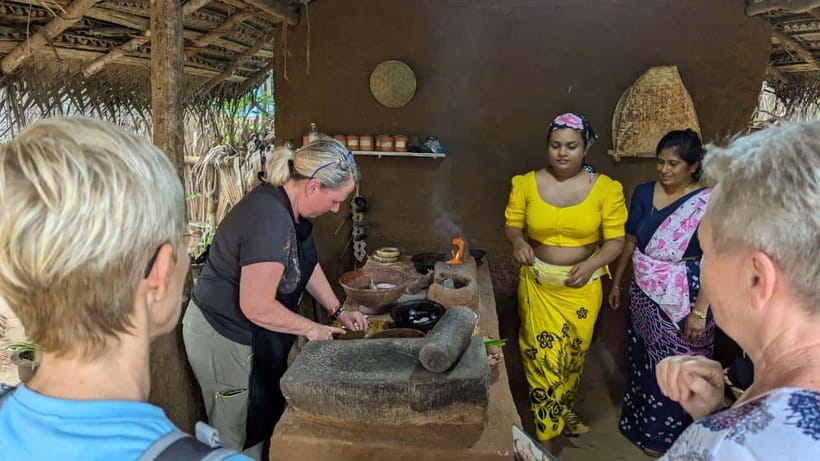 Udawalawe: Farm to Table Cooking & Authe: Village Experience - Cinnamon peeling in the traditional way