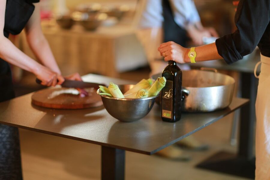 Volterra: Fresh Pasta Cooking Class at a Tuscan Farmhouse - Arriving at the farmhouse near Peccioli