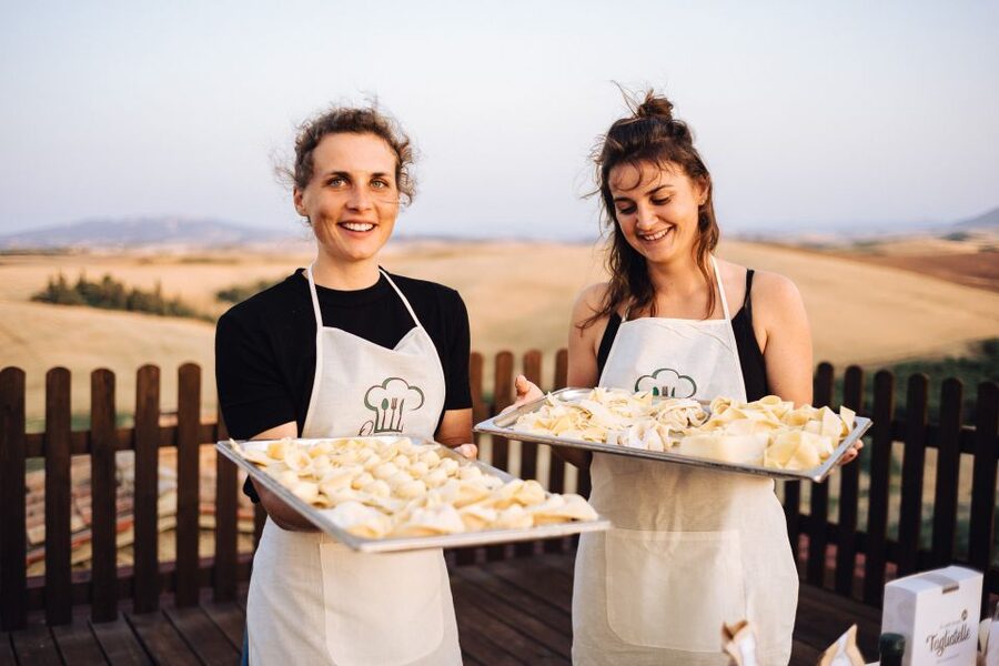 Volterra: Fresh Pasta Cooking Class at a Tuscan Farmhouse - Should you book the Diacceroni pasta class?