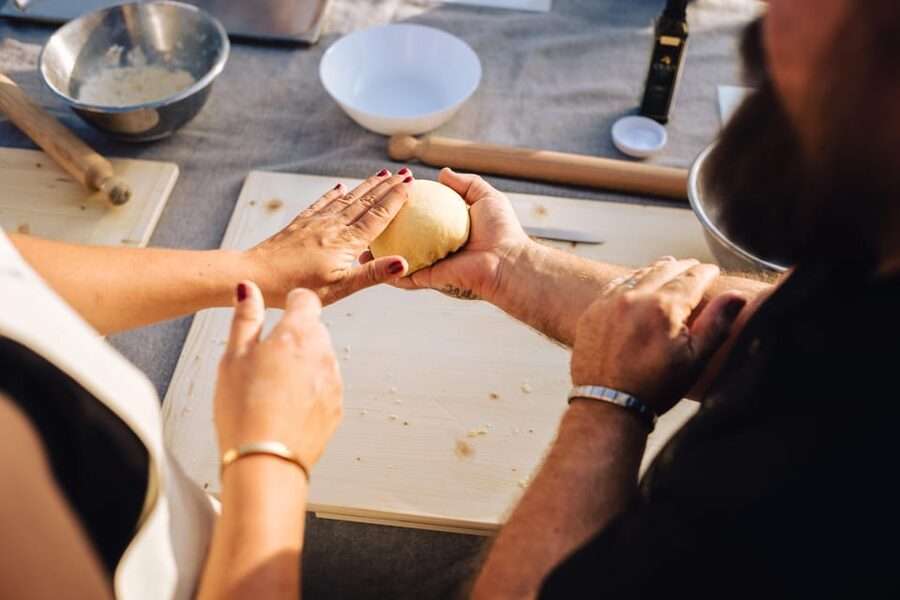 Volterra: Pizza Cooking Class in a tuscan farmhouse - Who will enjoy this class most?