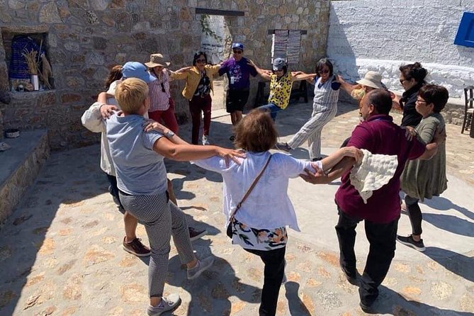 Wine Tasting Tour at a traditional farm in Mykonos - The guide makes the difference