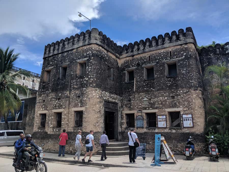 Zanzibar: Stone Town & Spice Farm Tour with Lunch - Timing, comfort, and practical drawbacks